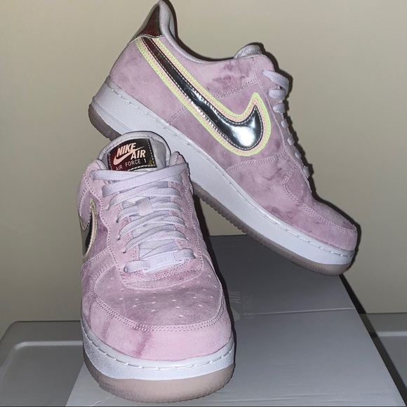 Nike Air Force 1’s - Picture 2 of 8